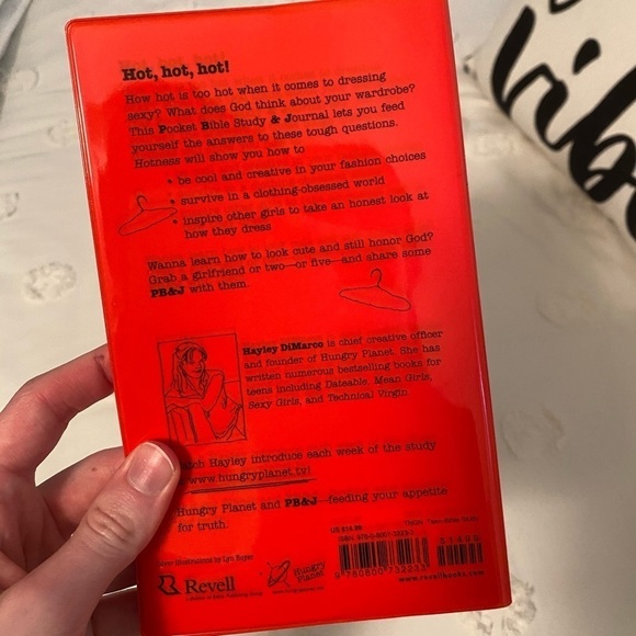 A Pocket Bible Study and Journal - Picture 2 of 5